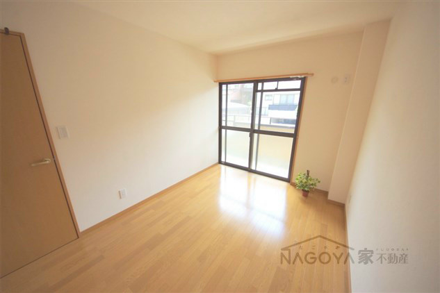 ランドハウス汐路 ベッドルーム