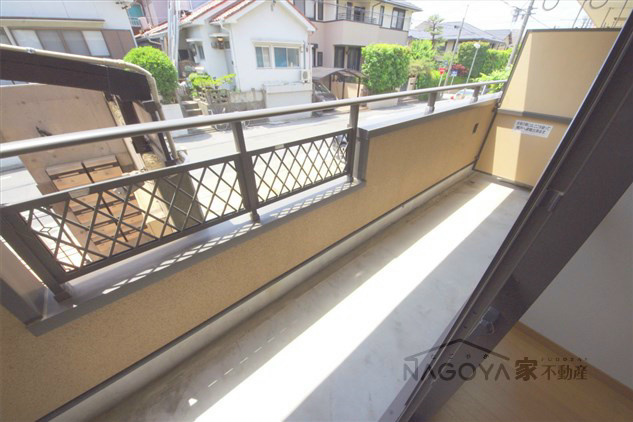 ランドハウス汐路 ベランダ