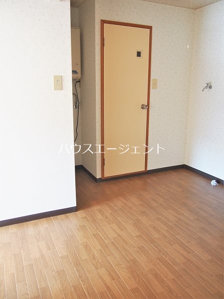 ビビットハイツ リビング