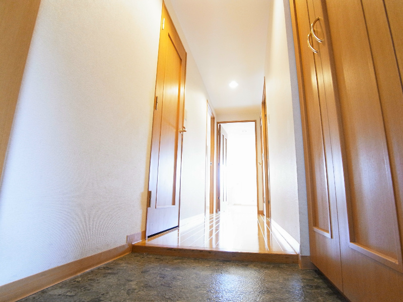 ヌーベルバーグ常盤平　 玄関