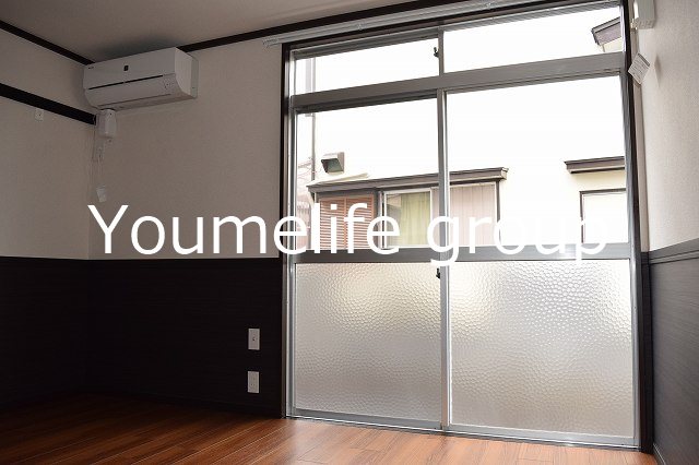 インペリアル リビング