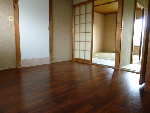 愛知県名古屋市天白区元八事４丁目 リビング