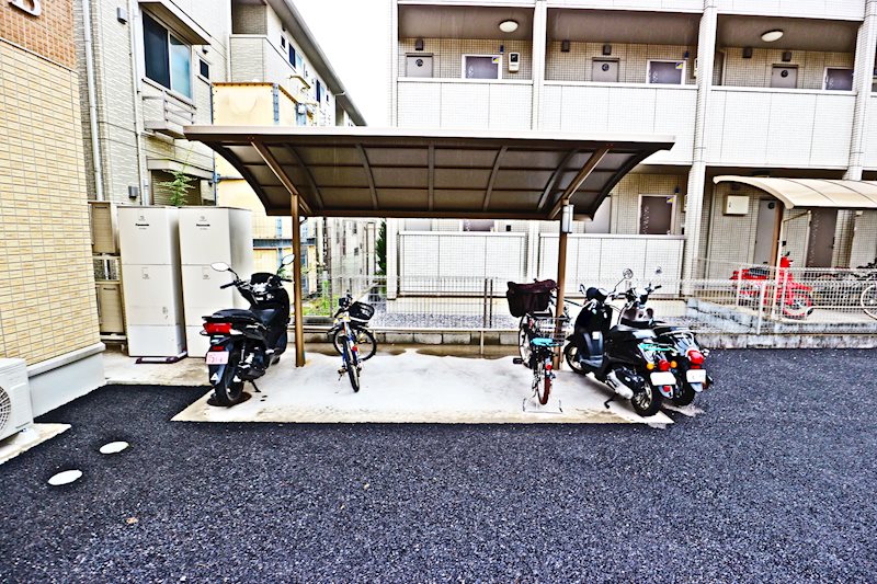 ウィット吉川Ａ その他8