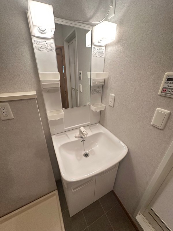 クレインステージ鶴見 玄関