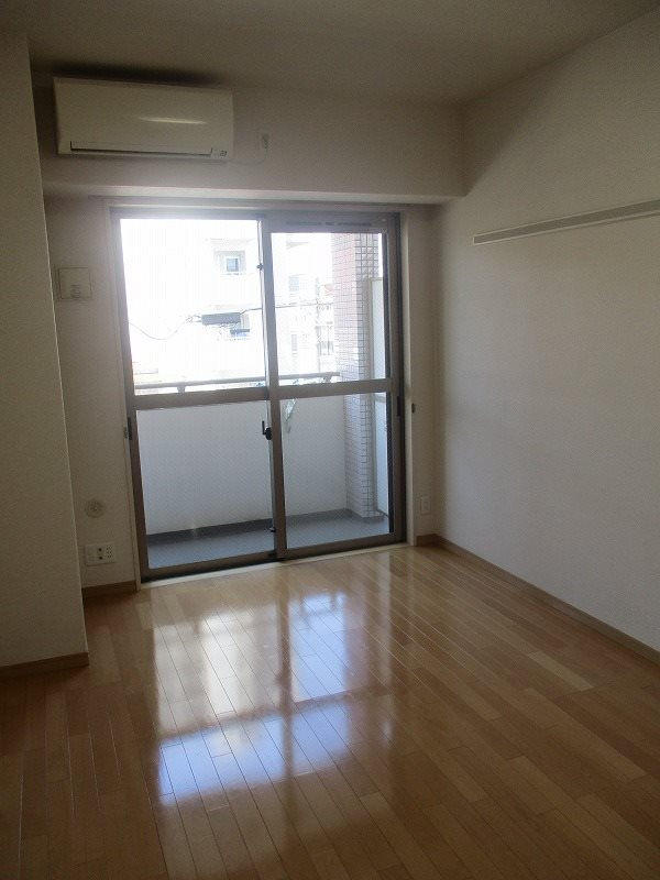 アルテール湘南 リビング