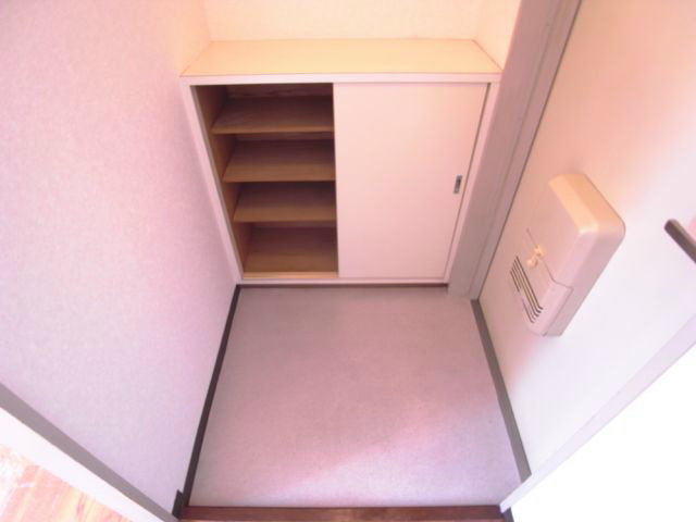 愛知県名古屋市東区泉２丁目 玄関
