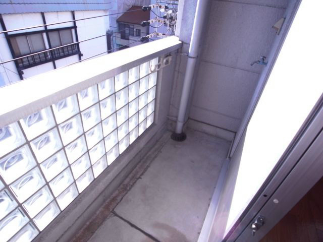 愛知県名古屋市東区泉２丁目 ベランダ