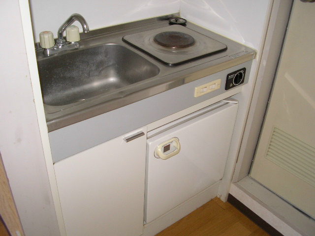 愛知県名古屋市東区泉３丁目 キッチン