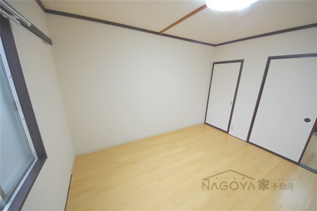 フォーヴル代官 ベッドルーム