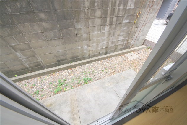 フォーヴル代官 ベランダ