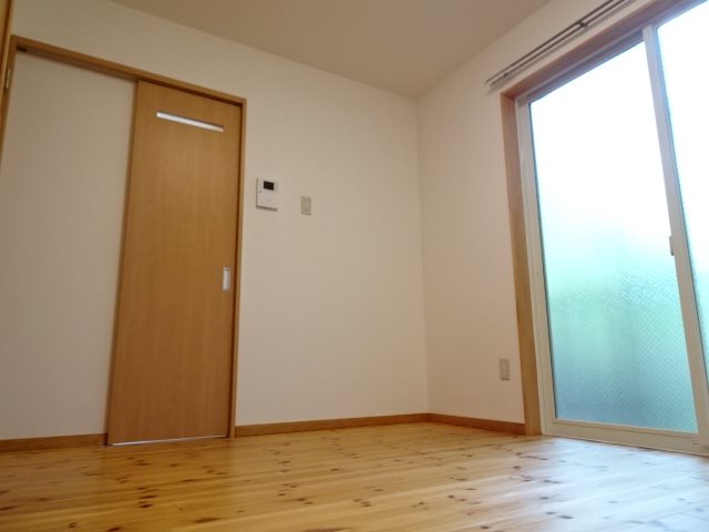 ベッドルーム