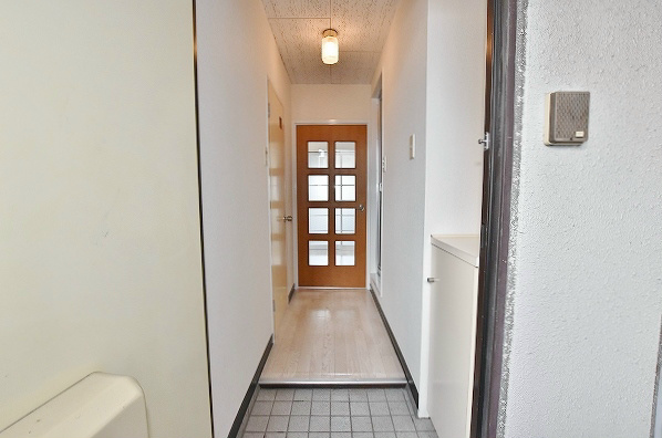 フレール清水 玄関