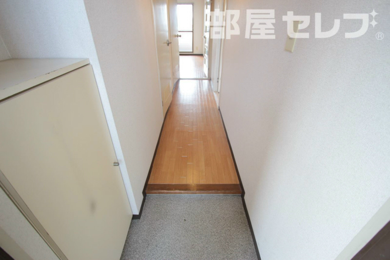 愛知県名古屋市中区金山３丁目 玄関