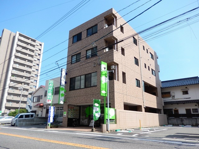 プルミエ楽々園 301号室 外観