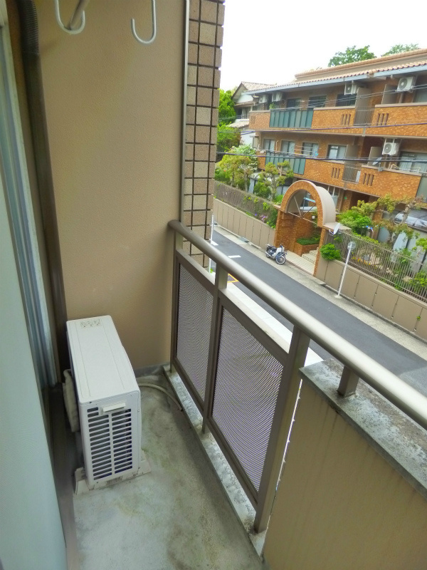 愛知県名古屋市千種区東山元町４丁目 ベランダ
