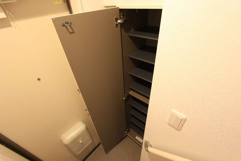 プリマクラッセⅡ   玄関