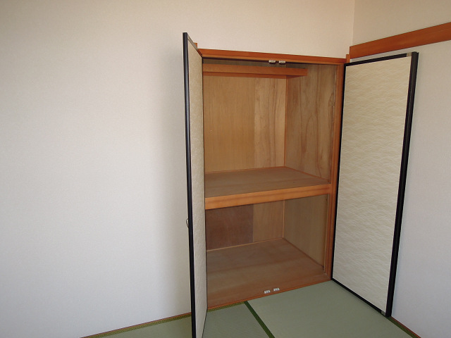 カレミ青山 収納