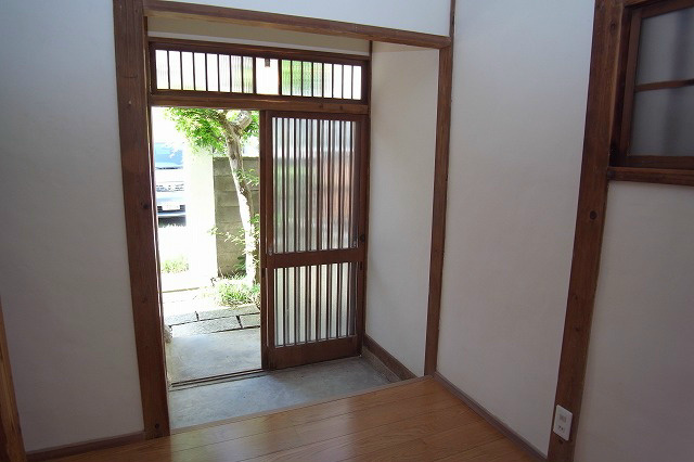 多門町原田邸貸家 玄関