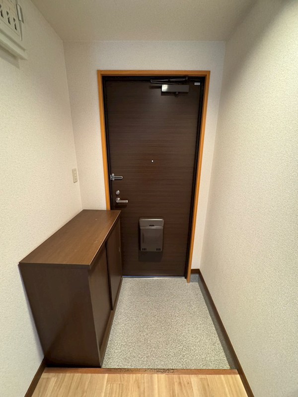 パストラルコート 玄関