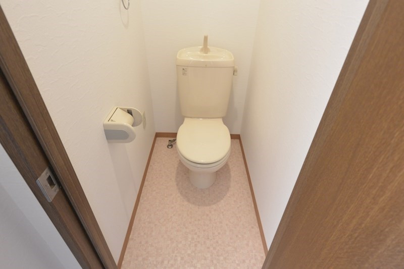 大阪府枚方市茄子作３丁目 トイレ