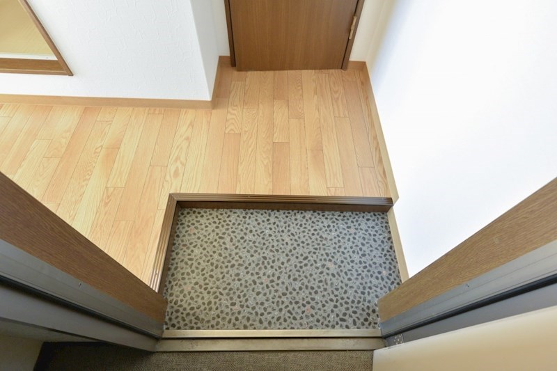 大阪府枚方市茄子作３丁目 玄関