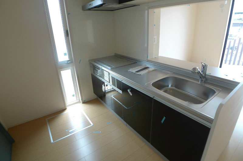 サフラン キッチン