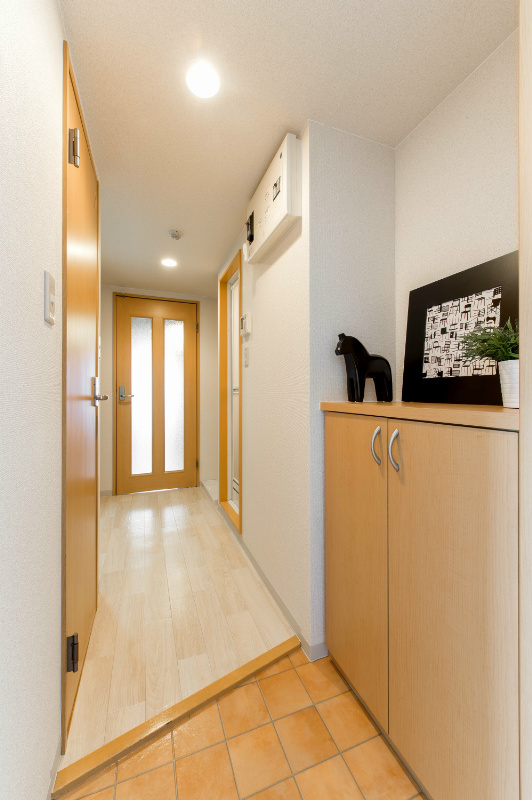 タウンエステート新栄 玄関