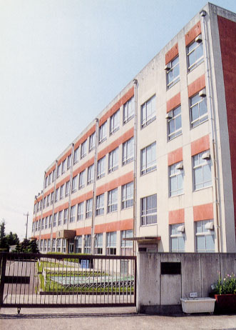 恒川借家 小学校