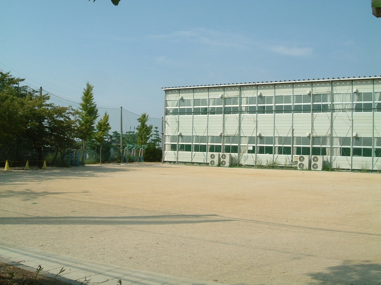 愛知県名古屋市千種区富士見台５丁目 小学校