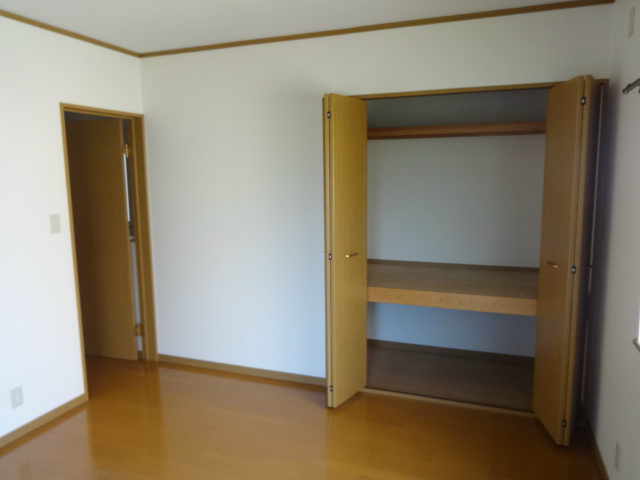大島町貸家 ベッドルーム