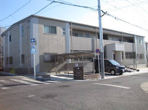 レザンヴェール砂田 駐車場