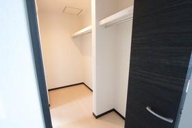 愛知県名古屋市港区油屋町２丁目 収納