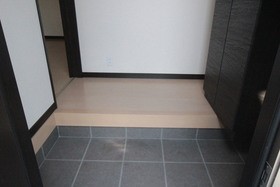 愛知県名古屋市港区油屋町２丁目 玄関