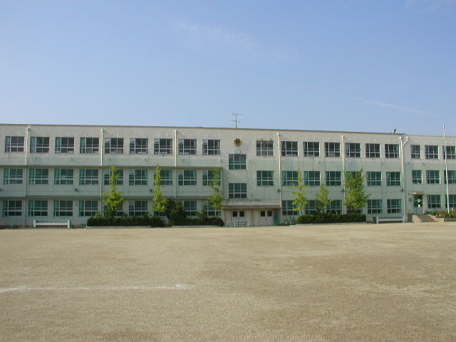愛知県名古屋市中川区供米田２丁目 小学校
