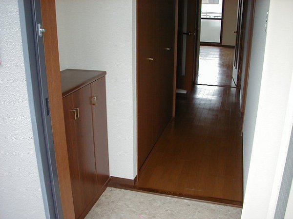 ファインパレス神の倉 玄関