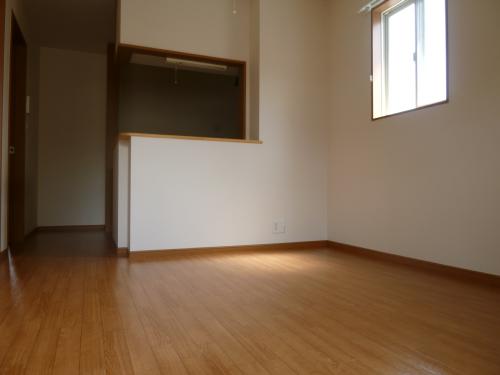 愛知県名古屋市緑区八つ松１丁目 リビング