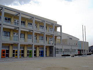 レージュ神の倉 小学校