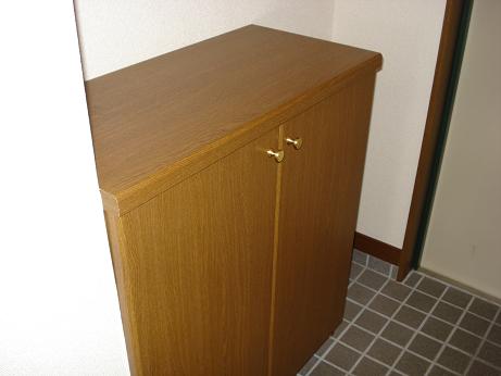 愛知県名古屋市名東区本郷３丁目 玄関