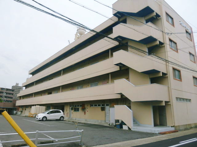 スカイラーク原 外観
