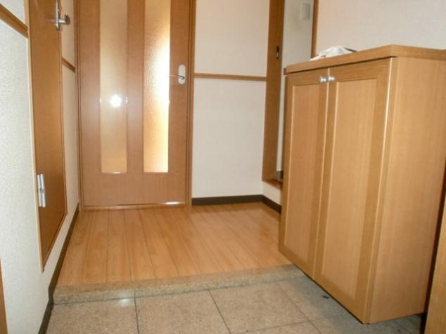 グランシャリオ 玄関