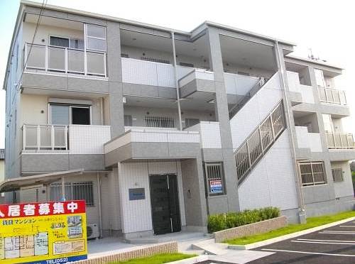 アバンス 外観