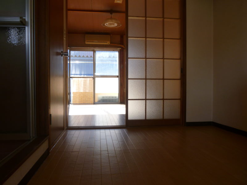 愛知県名古屋市天白区一本松２丁目 リビング