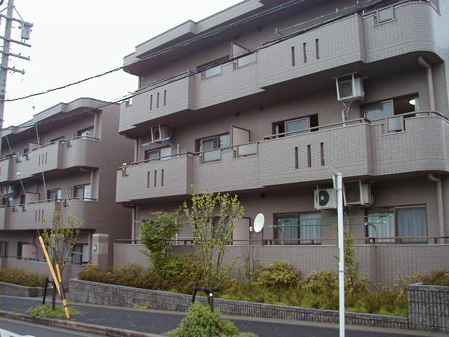 アチーブメント・Ｓ・Ｔ 外観