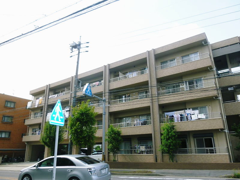 フォレストワン 外観