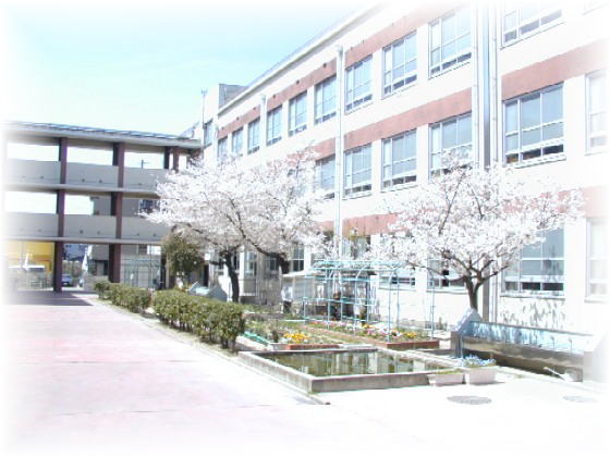 愛知県名古屋市名東区香流３丁目 小学校