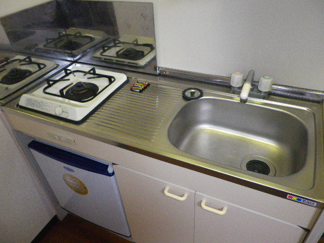 愛知県名古屋市瑞穂区中山町１丁目 キッチン