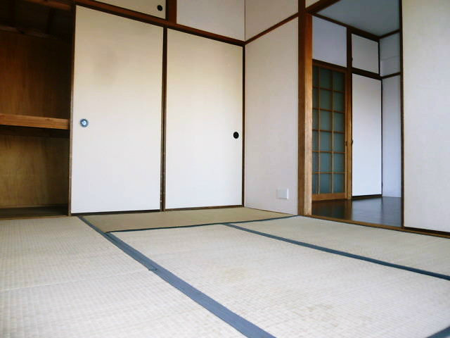 浅井ビル 収納