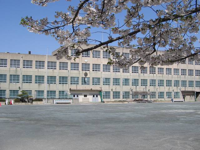 ブライト本郷 小学校