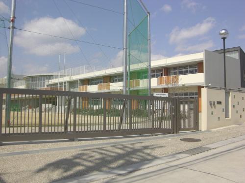 愛知県名古屋市天白区梅が丘４丁目 小学校