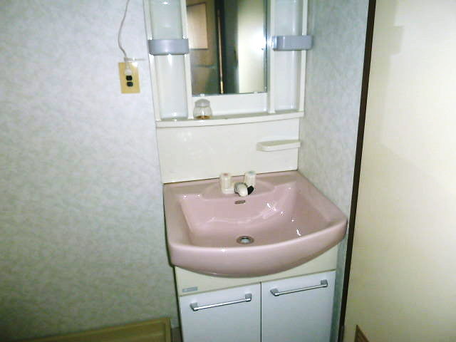 スカイラーク原 洗面所